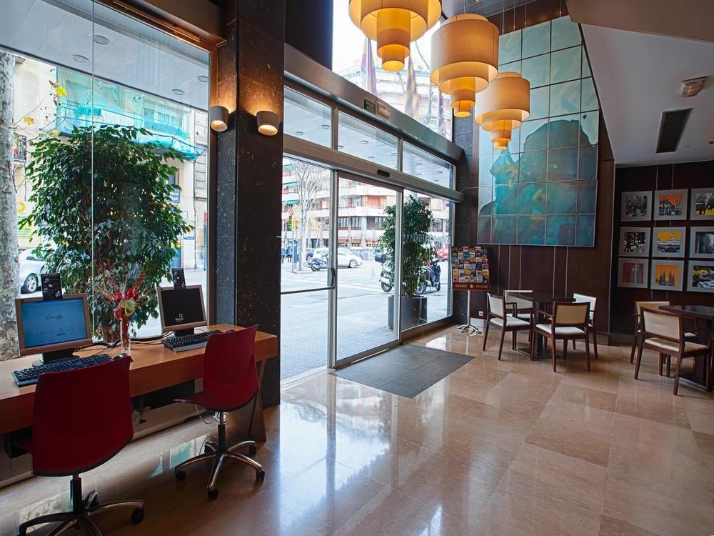 Evenia Rocafort Barcelona Exterior photo